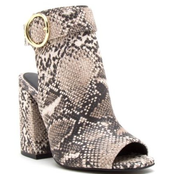 Snakeskin Peep Toe Heels-Trend Alert - Picture 2 of 2